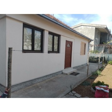 Podgorica - 320 m2 Land - 84 m2 House